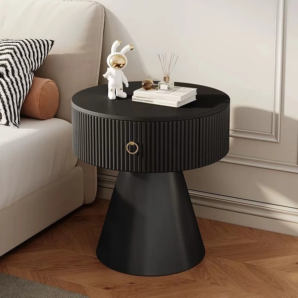 Bàn tròn cạnh sofa